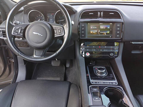 2017 Jaguar F-PACE 20d Premium