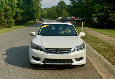 2015 Honda Accord for sale at Road Rive in Charlotte NC