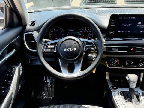 2023 Kia Seltos LX