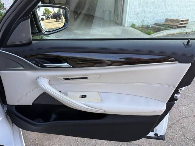 2019 BMW 5 Series M550i xDrive