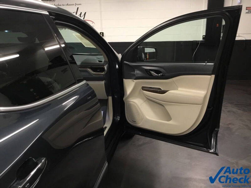 2020 GMC Acadia Denali