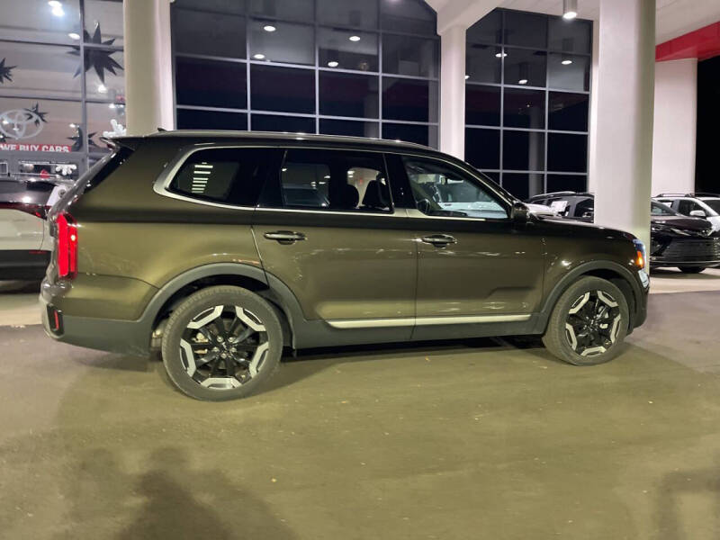 2023 Kia Telluride S