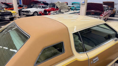 1976 Ford Thunderbird
