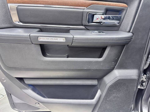 2017 RAM 1500 Laramie