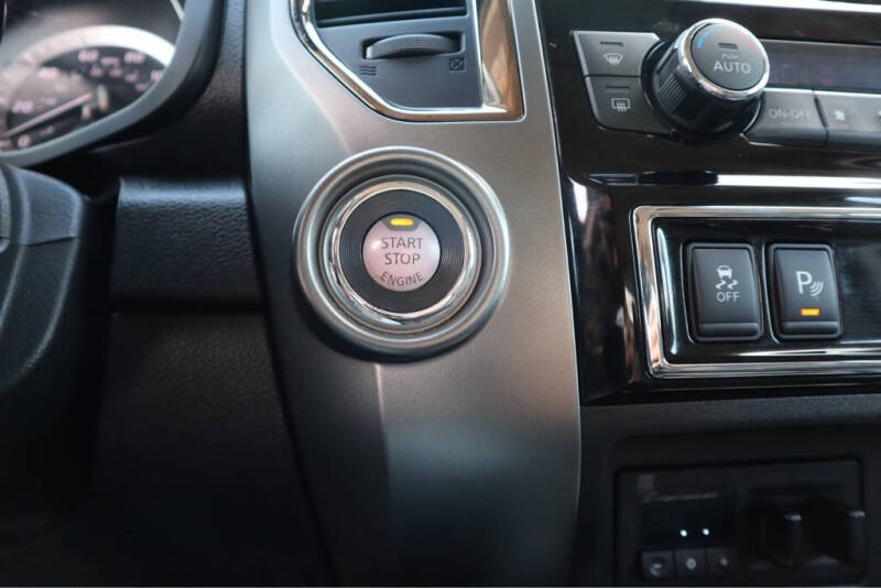 2016 Nissan Titan XD SL