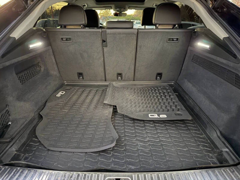 2019 Audi Q8 quattro Premium Plus 55 TFSI