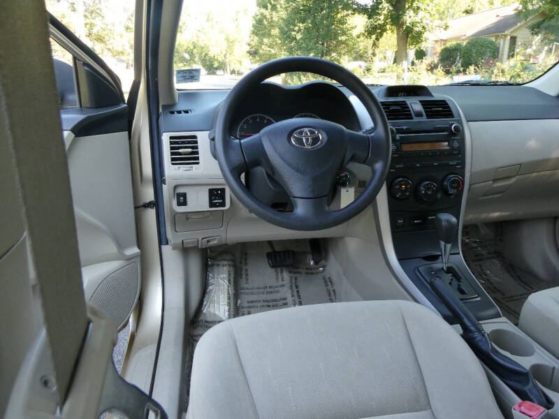 2012 Toyota Corolla LE