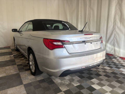 2012 Chrysler 200 Touring