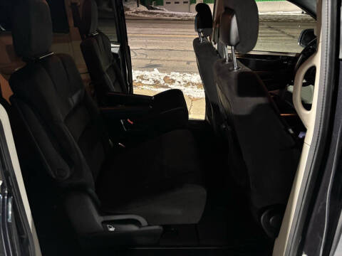 2014 Dodge Grand Caravan SE 30th Anniversary