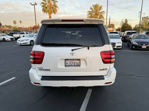 2004 Toyota Sequoia Limited