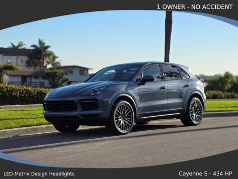 2019 Porsche Cayenne S