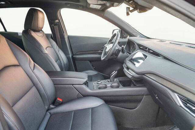 2022 Cadillac XT4 Sport