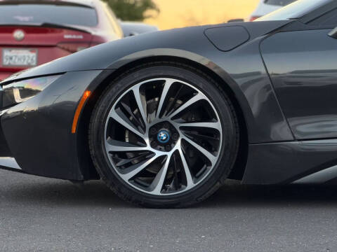 2015 BMW i8