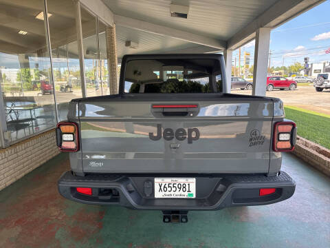 2021 Jeep Gladiator Willys