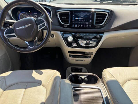 2020 Chrysler Pacifica Touring L Plus
