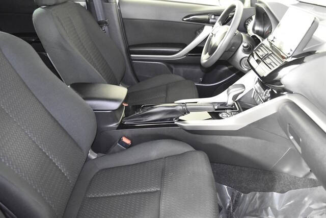 2024 Mitsubishi Eclipse Cross LE