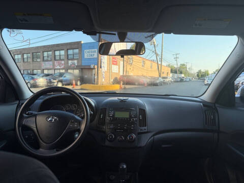 2011 Hyundai Elantra Touring GLS