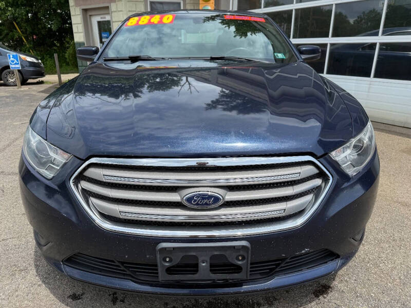 2016 Ford Taurus SEL