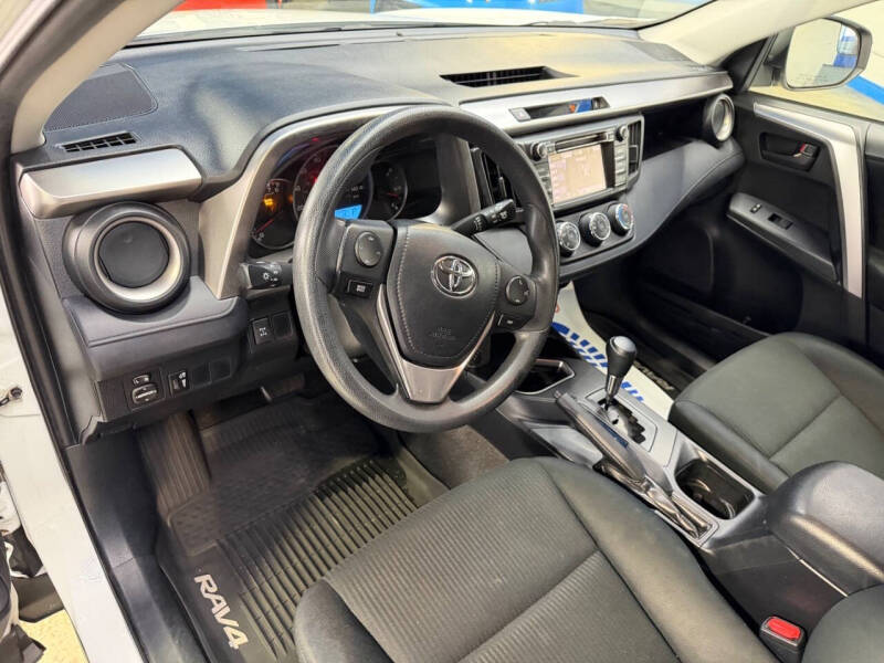 2016 Toyota RAV4 LE