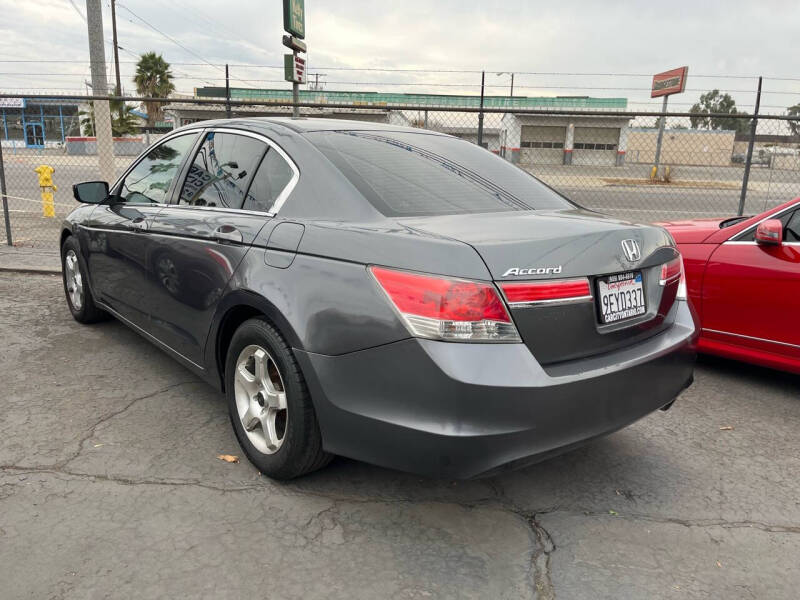 2012 Honda Accord LX photo 5