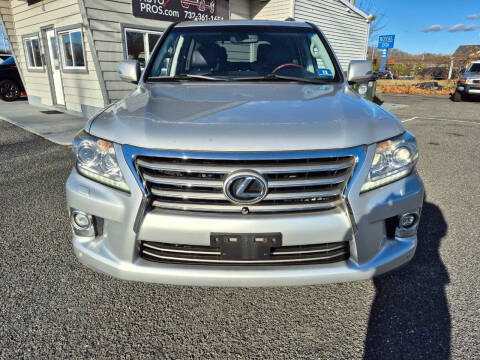 2014 Lexus LX 570