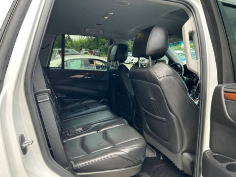 2019 Cadillac Escalade Standard