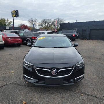 2019 Buick Regal Sportback Essence