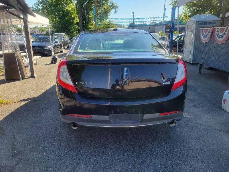2013 Lincoln MKS