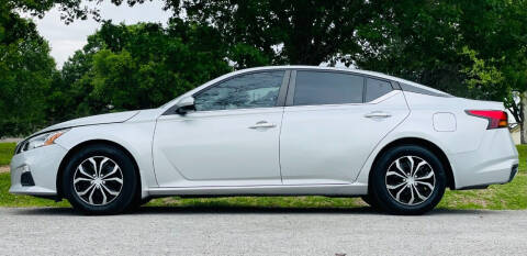 2020 Nissan Altima for sale at Palmer Auto Sales in Rosenberg TX