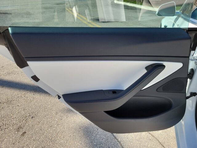 2020 Tesla Model 3 Standard Range