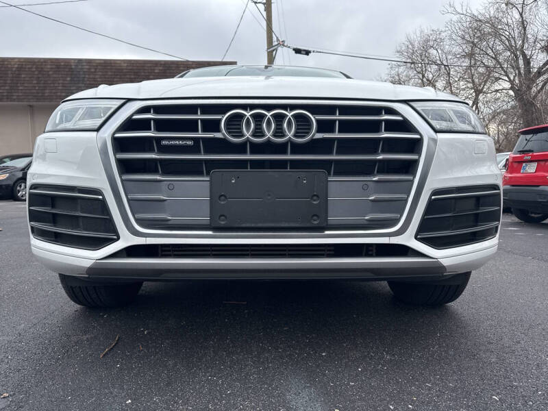 2018 Audi Q5 Premium Plus photo 11