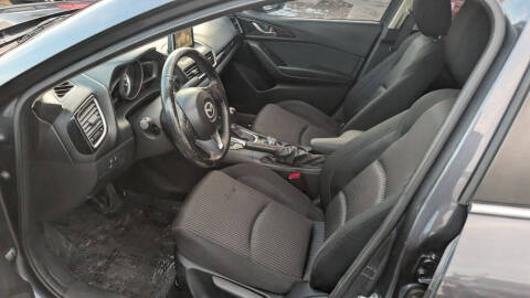 2016 Mazda MAZDA3 i Touring