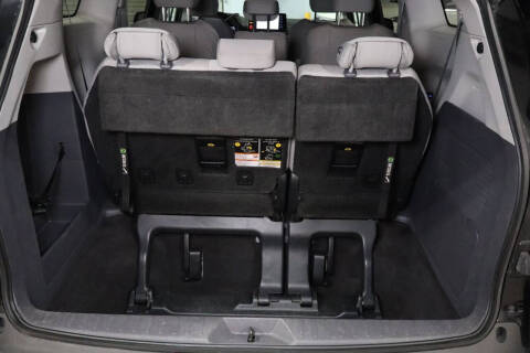 2021 Toyota Sienna LE 8-Passenger