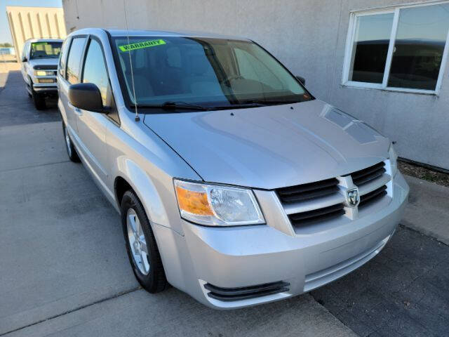 2009 Dodge Grand Caravan for sale at DRIVE NOW in Wichita KS