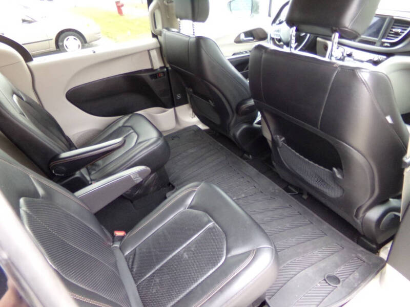 2018 Chrysler Pacifica Touring L