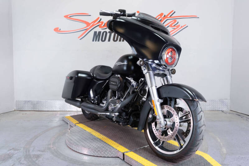 2016 Harley-Davidson Street Glide
