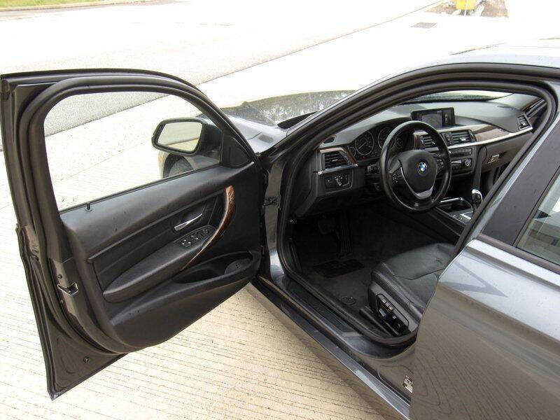 2015 BMW 3 Series 328i xDrive