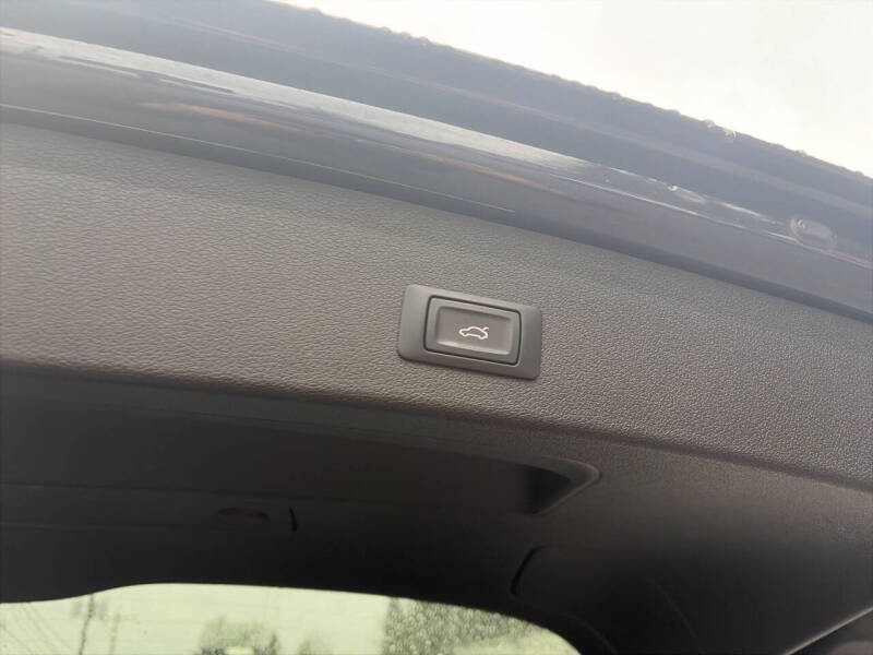 2016 Audi Q5 3.0T quattro Premium Plus