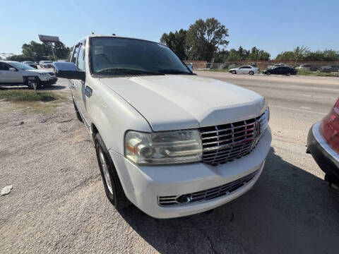 2007 Lincoln Navigator for sale at SCOTT HARRISON MOTOR CO in Houston TX