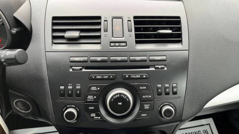 2013 Mazda MAZDA3 i Touring