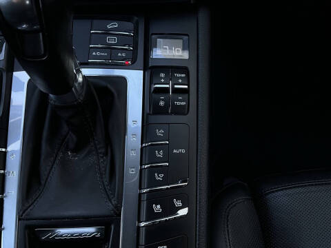 2017 Porsche Macan S