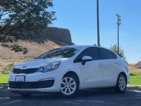 2016 Kia Rio for sale at LORENA'S AUTO SALES in Hermiston OR