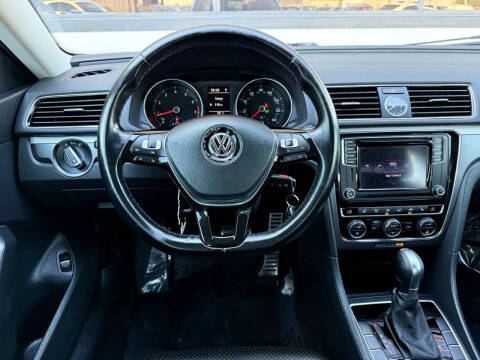 2017 Volkswagen Passat 1.8T R-Line