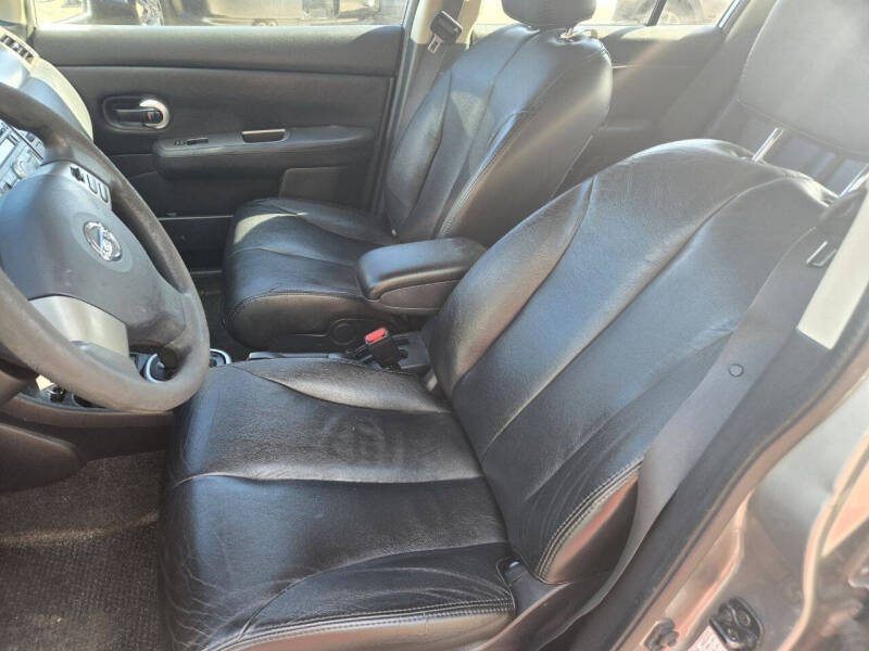 2009 Nissan Versa 1.8 SL