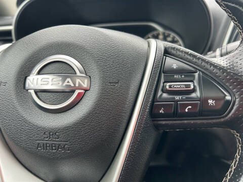 2023 Nissan Maxima