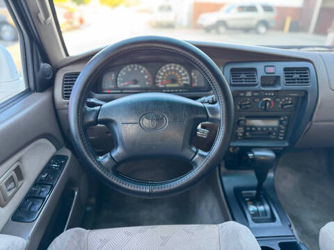 2001 Toyota 4Runner SR5