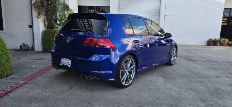2017 Volkswagen Golf R 4Motion