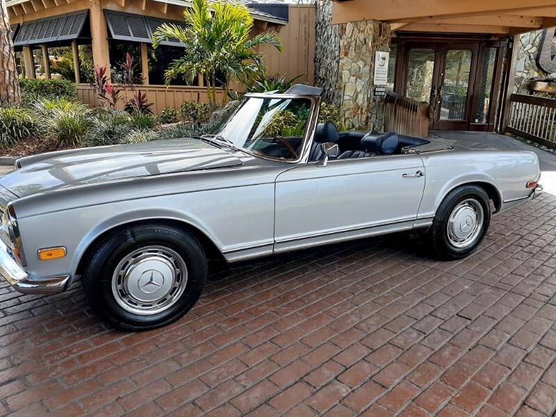 1969 Mercedes-Benz 280 SL for sale at Complete Auto Remarketing Specialists Inc. in Tampa, FL