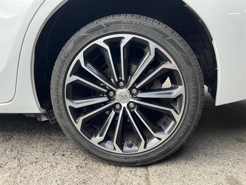 2017 Toyota Corolla SE