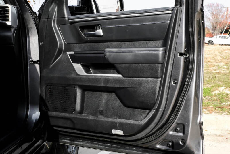 2023 Toyota Sequoia Platinum